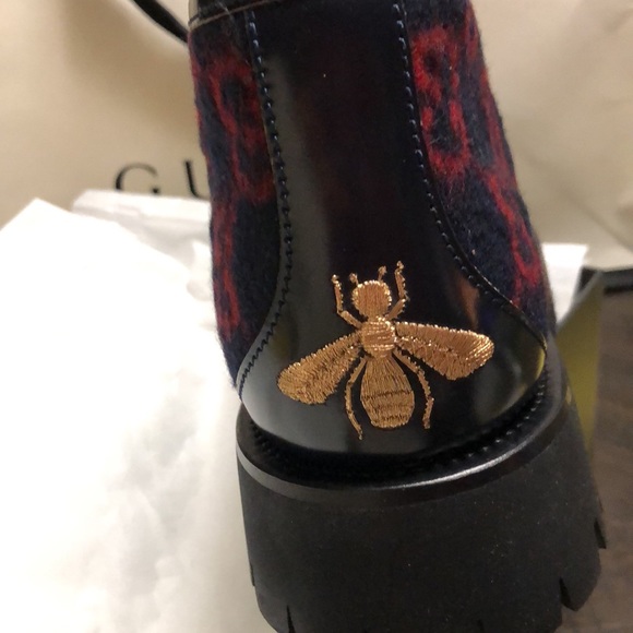 Gucci NWT. Holiday special $779 - Picture 4 of 6